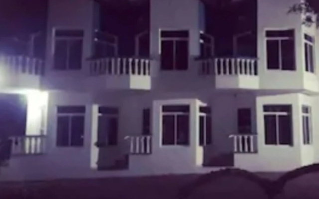 Hotel Skanlati