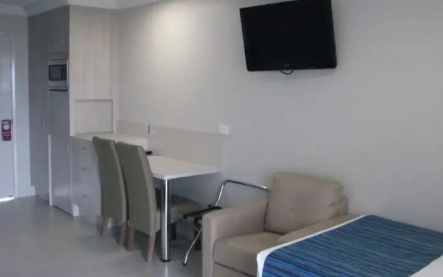Cardwell Beachcomber Motel and Tourist Park