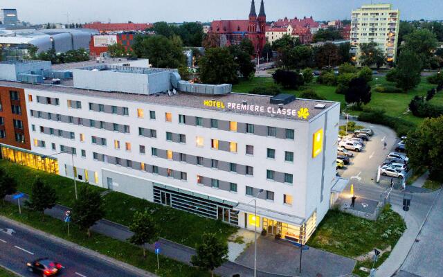 Отель Premiere Classe Centrum Вроцлав вид на фасад