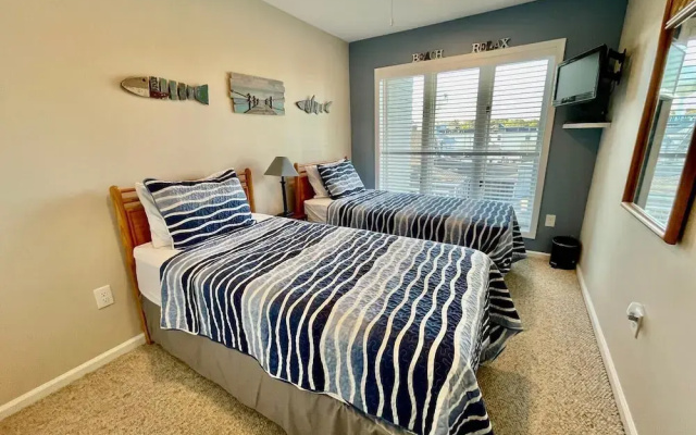Wilmington Avenue 50 #107