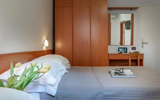 Hotel Pierre
