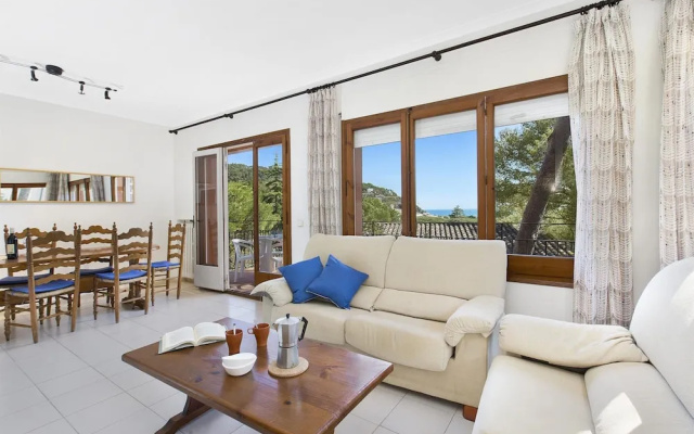 Apartment - 3 Bedrooms with Pool - 107488