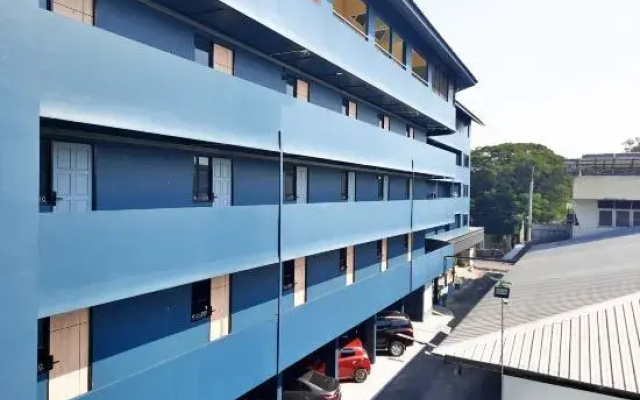 Watket Hotel