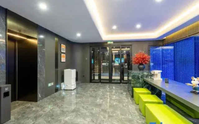 Qiya Hotel