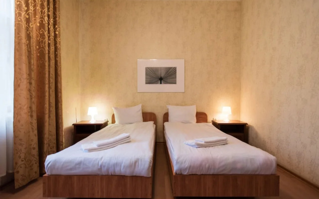 Retro-hotel Street flash