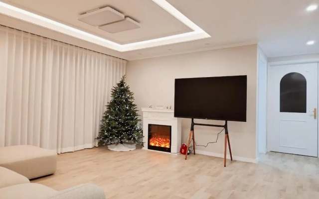 Grand open Hongdae houes 4bdr 2bth