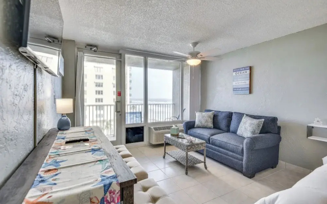 Breezy Daytona Beach Studio w/ Balcony & Views!