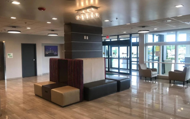 Holiday Inn Tacoma Mall by IHG