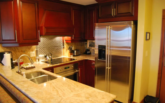 White Pines 1-BD at Westgate - Tombstone