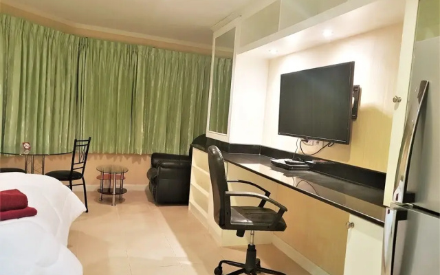Cozy Studio Near Jomtien Beach - Thip Condotel - Walk to the Sea