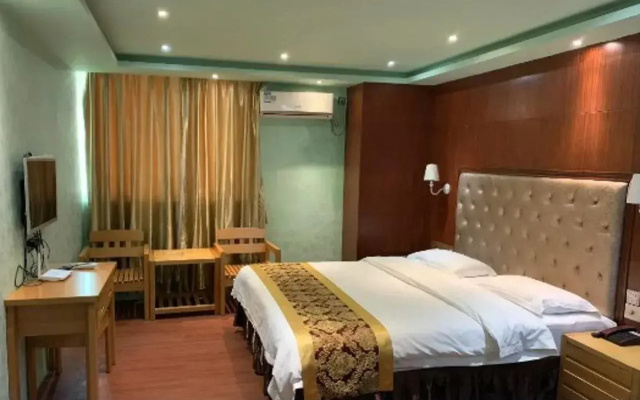 Bolang Hotel