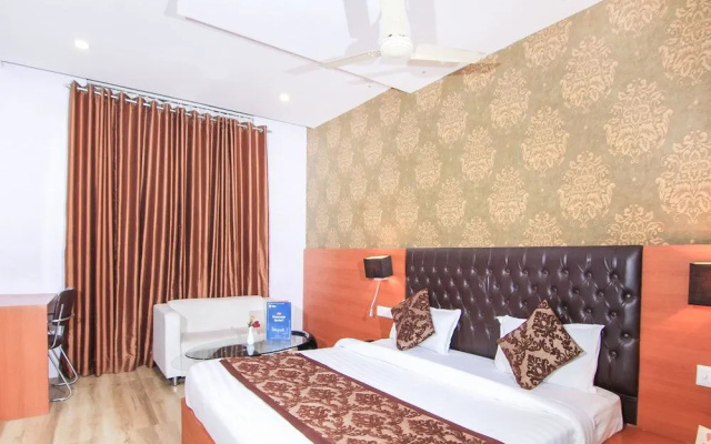 OYO 3683 De Global Park