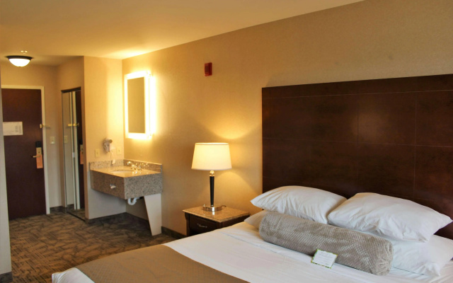 Medallion Inn & Suites