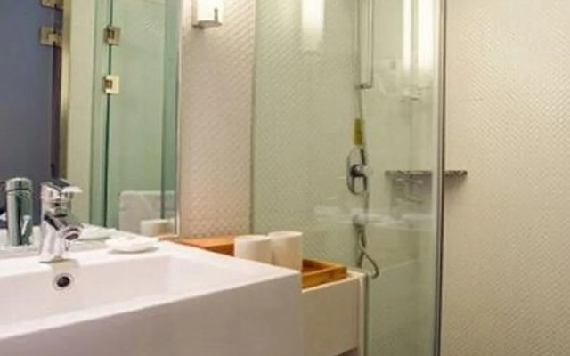 JI Hotel Dalian Qingniwa
