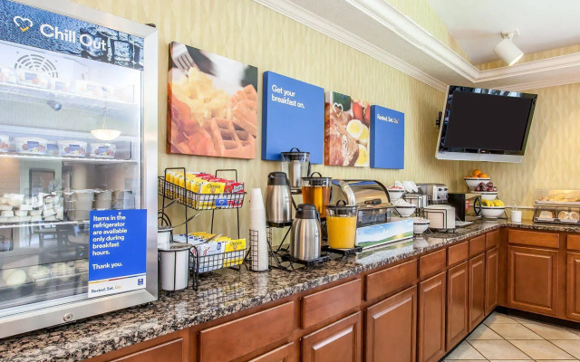 Comfort Inn Independence - Cleveland