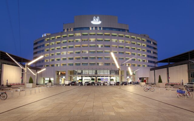 Отель Eurostars Grand Marina вид на фасад