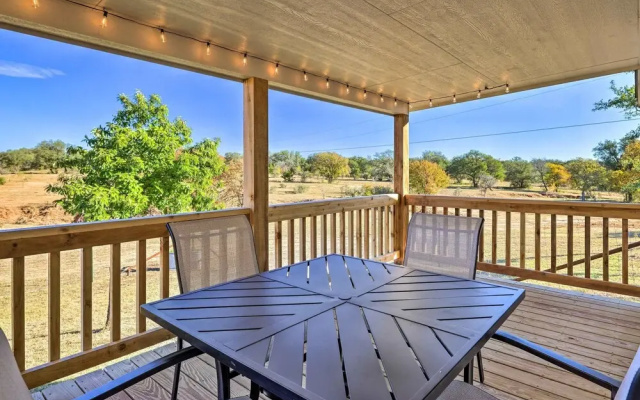 Cozy Fredericksburg Studio Near Wineries!