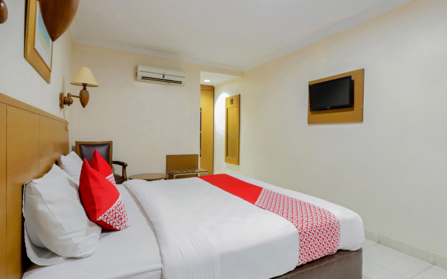 OYO 919 Hotel Kalisma Syariah Near RS Pelni