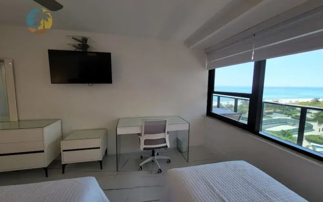 Alexander 903 4 Bedroom Apts