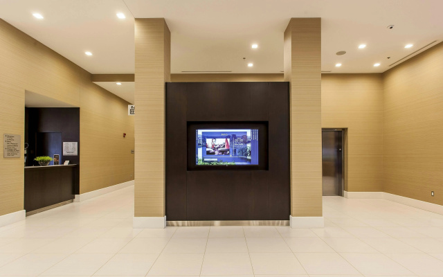 Courtyard by Marriott Montreal West Island/Baie D'Urfe