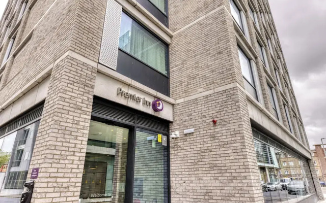 Premier Inn Dublin City Centre (trinity College)