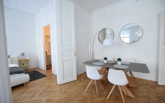Standard Apartment by Hi5 - Rózsa street