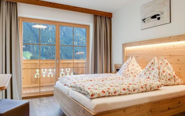 Exquisite Holiday Home Near Ski Area in KÃ¶nigsleiten