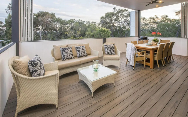 Bay View Retreat