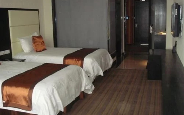 New Metropolis Hotel