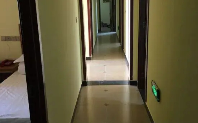 Yongcheng Yiwa Hotel