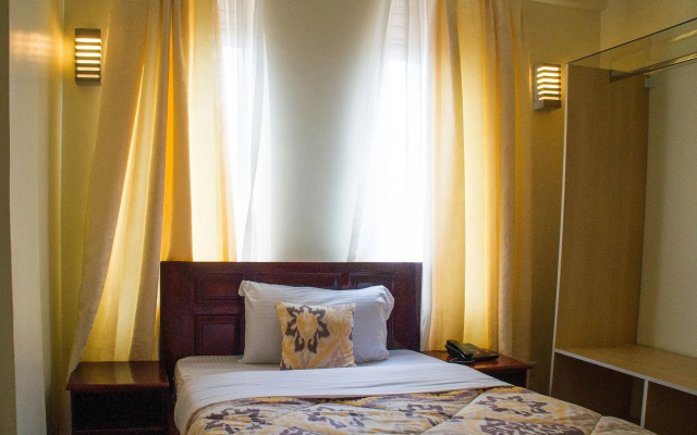 Kenendia  HOTEL