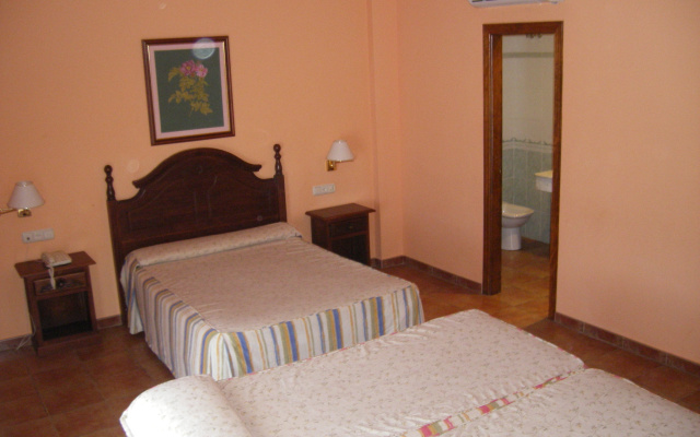 Hotel Asador Albenzaire