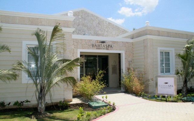Отель Luxury Bahia Principe Esmeralda - All Inclusive вид на фасад