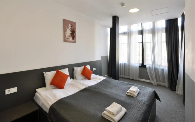 Meidan Inn
