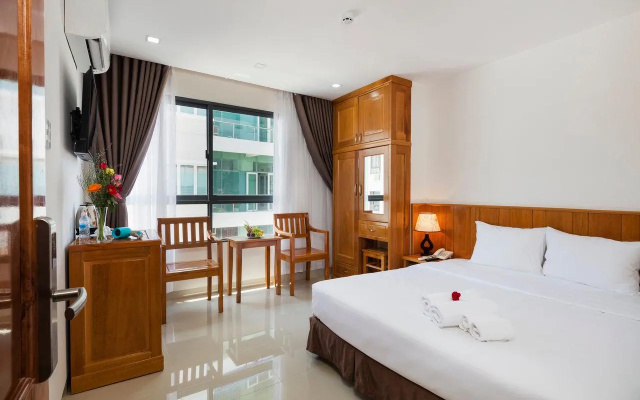 Отель Grand Beach Nha Trang