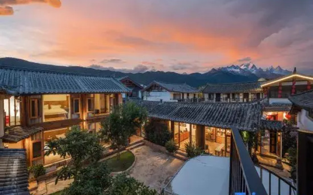 Lijiang Yunshi Snow Mountain View Hotel