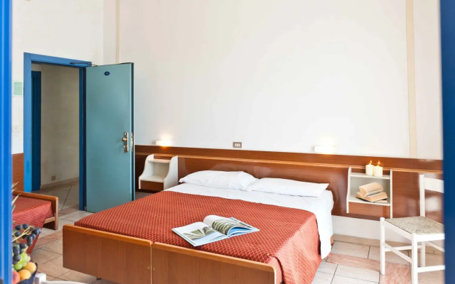 Hotel Antony - Pinarella Di Cervia