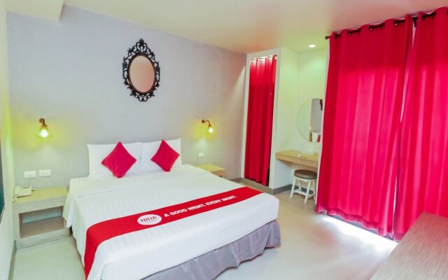 Отель Nida Rooms Patong Beach Bungalow комната для гостей