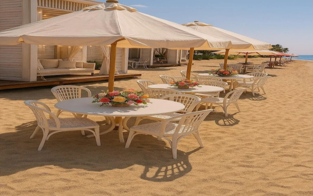 Luxurious Chalet With Garden View in Port Said Governorate
