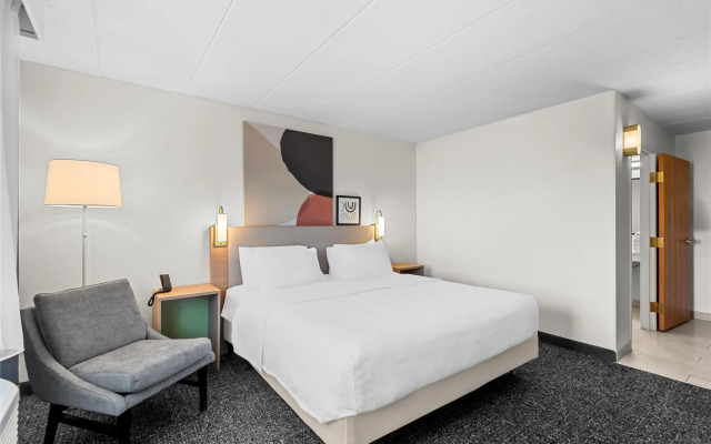 Spark by Hilton Cedar Falls