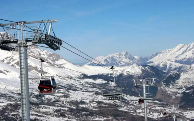 ANCOLIE 23 Les Chalets de Super D