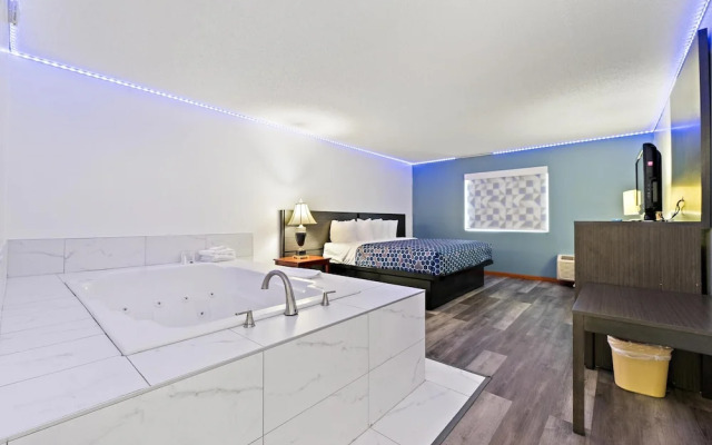 Chicago Club Inn Suites