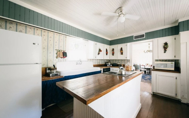The Inn At Salado