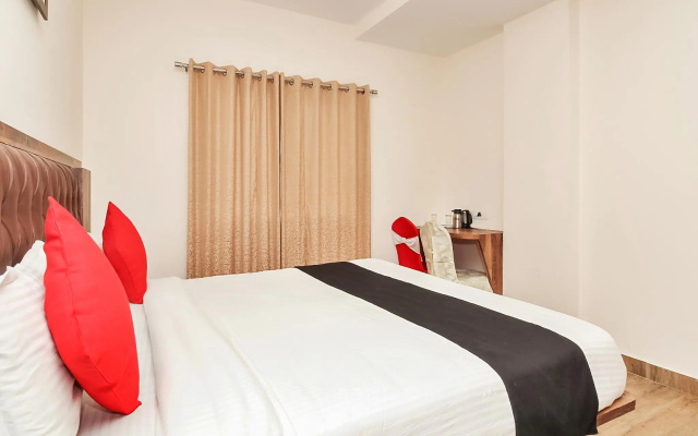 Capital O 24450 Hotel Surabhi