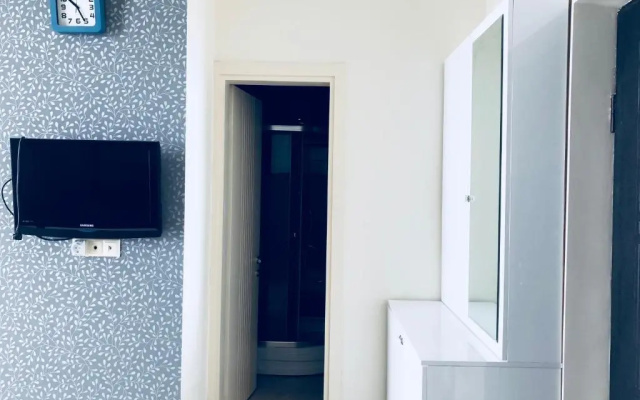 Tini's Apartment