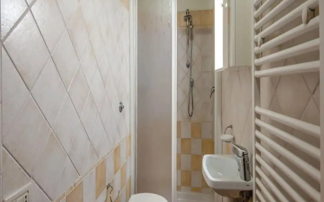 Lovely Farmhouse in Monticiano With Garden