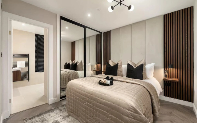 Edinburgh Apartment - Sleeps 2 - Princes St Close