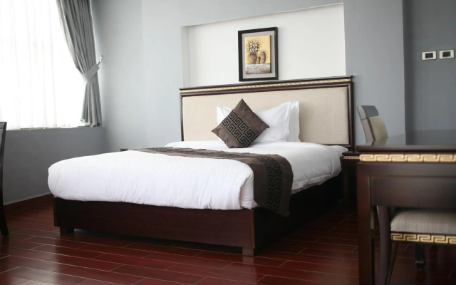 Yadonay Hotel