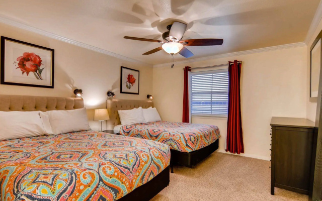 Residences at The Railyards - Downtown Austin