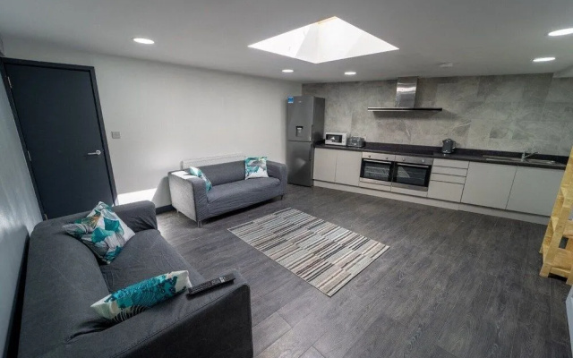 Homely Studio Next to City Centre